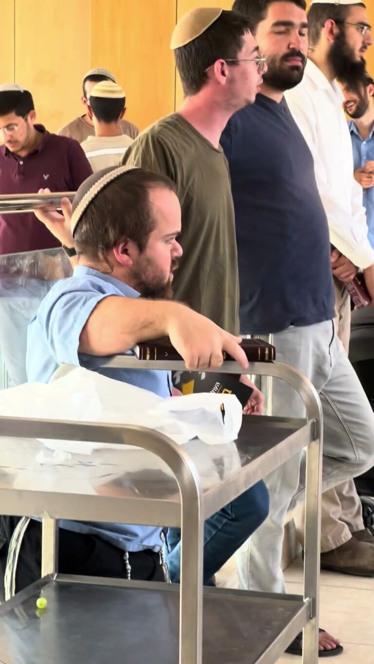 ממשיכים את המסורת! סיומי מסכתות כל יום מתשעת הימים עד תשעה באב