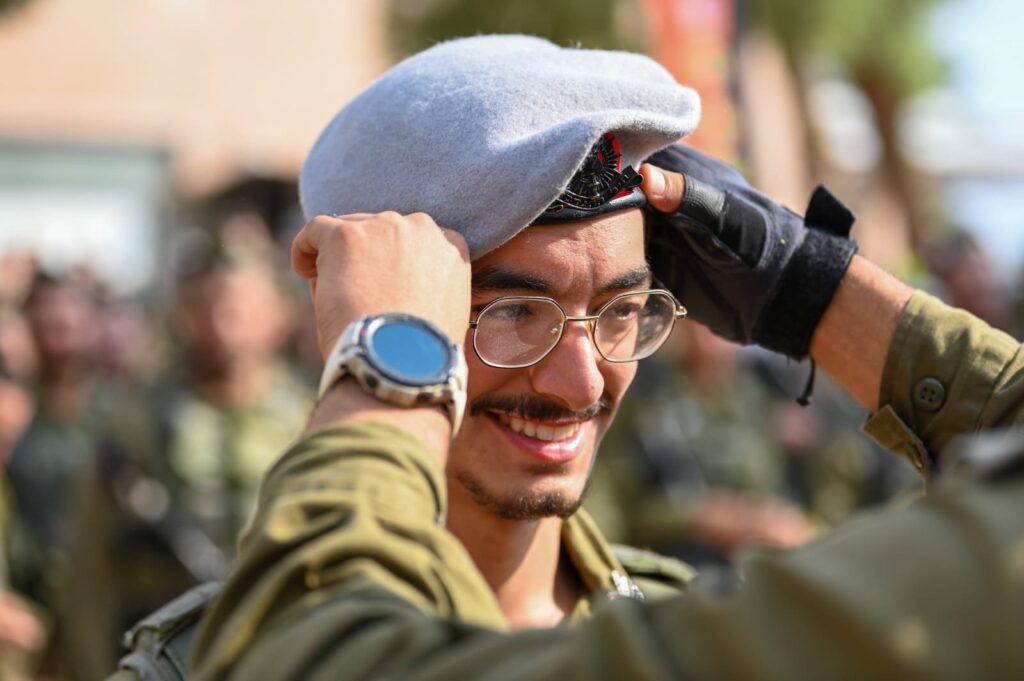 סמל שלום מנחם הי"ד